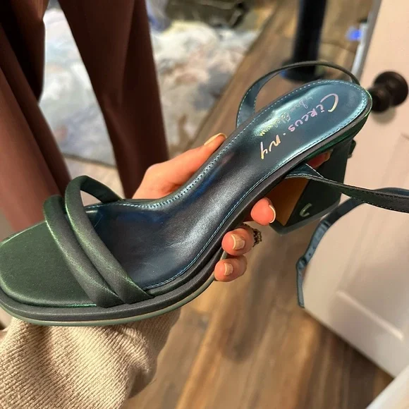 Sam Edelman Green Strappy Heels - Picture 3 of 7